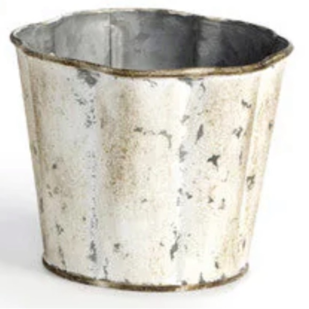 PARK HILL NEW scalloped metal planter -whitewashed -extra small
